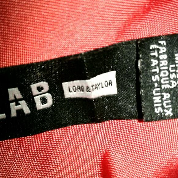 Lord & Taylor GORGEOUS Coral Dress by DESIGN LAB - Picture 6 of 8